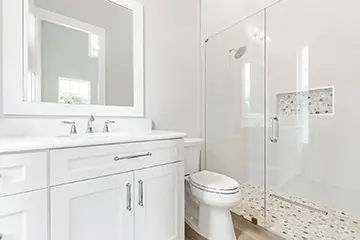 Bathroom - Luxury Canal Home